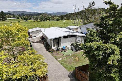 Photo of property in 35 Tabitha Crescent, Henderson, Auckland, 0612