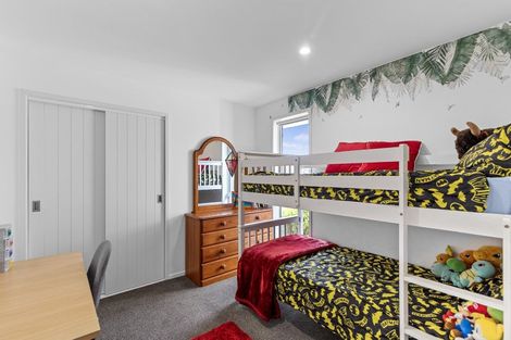 Photo of property in 18 Millbrae Place, Pokeno, 2402