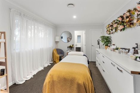 Photo of property in 6 Hadfield Road, Peka Peka, Waikanae, 5391