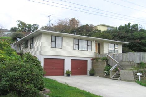 Photo of property in 16 Kowhai Street, Tawa, Wellington, 5028