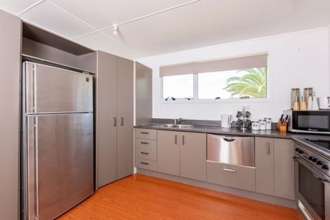 Photo of property in 4 Koutu Beach Road, Opononi, Kaikohe, 0473
