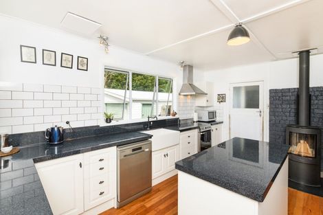 Photo of property in 1112 Rangiotu Road, Rangiotu, Palmerston North, 4477