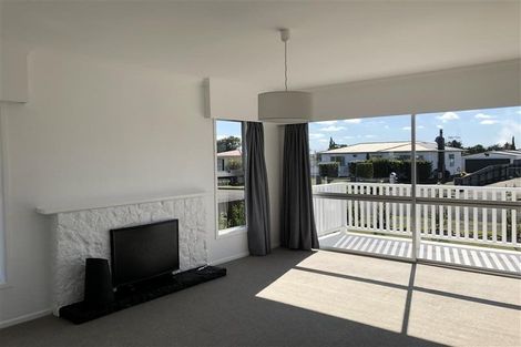 Photo of property in 12 Vogel Street, Shannon, 4821