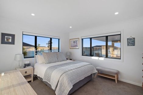 Photo of property in 16 Tokerau Crescent, Pukekohe, 2120