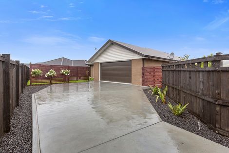 Photo of property in 12 Thornly Park Avenue, Mosgiel, 9024