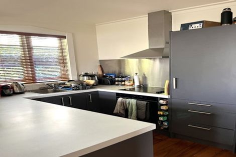 Photo of property in 47 Nottingham Street, Karori, Wellington, 6012