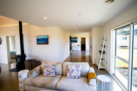 Photo of property in 3354 Kaipara Coast Highway, Glorit, Warkworth, 0984