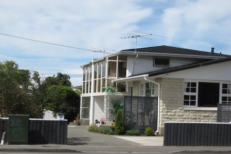 Photo of property in 2/73 Main Road, Redcliffs, Christchurch, 8081