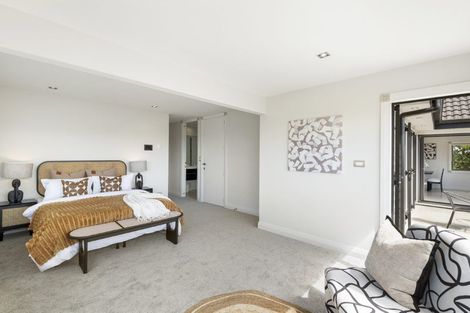 Photo of property in 34 Browns Bay Road, Rothesay Bay, Auckland, 0630