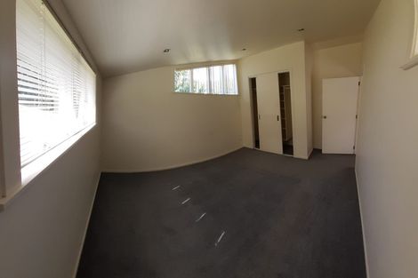 Photo of property in 1/9 Seaton Road, Murrays Bay, Auckland, 0630