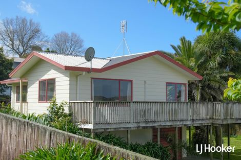 Photo of property in 8 Koutunui Road, Athenree, Katikati, 3177