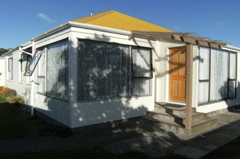 Photo of property in 2/16 Mulberry Place, Redwood, Christchurch, 8051