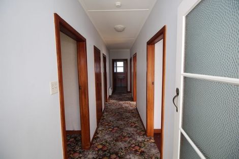 Photo of property in 6 French Street, Marton, 4710