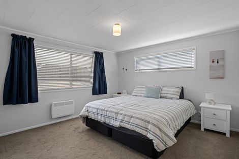 Photo of property in 38 John Downs Drive, Browns Bay, Auckland, 0630