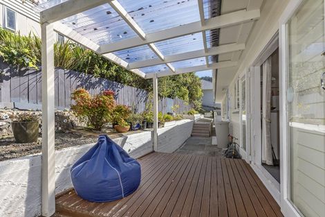 Photo of property in 2a Wilfred Street, Tawa, Wellington, 5028
