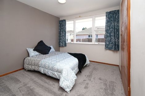 Photo of property in 413 Linwood Avenue, Bromley, Christchurch, 8062