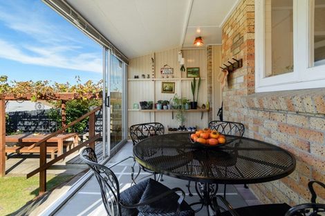 Photo of property in 18 Short Street, Otumoetai, Tauranga, 3110