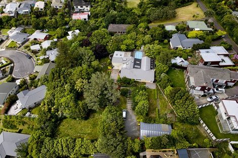 Photo of property in 10 Hillview Crescent, Paparangi, Wellington, 6037