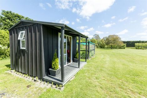 Photo of property in 301 School Road, West Eyreton, Rangiora, 7475