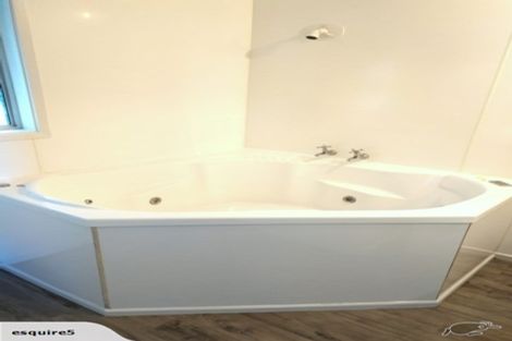 Photo of property in 2/33 Springfield Road, St Albans, Christchurch, 8014