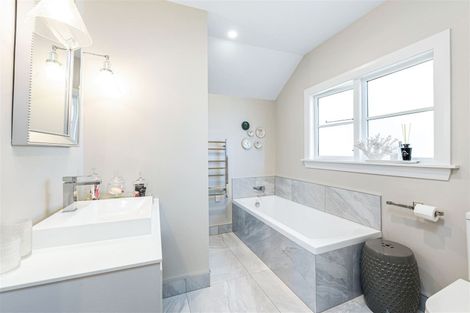 Photo of property in 139 Heaton Street, Merivale, Christchurch, 8052