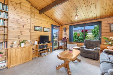 Photo of property in 12 Bens Place, Springvale, Whanganui, 4501