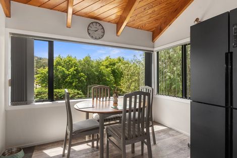 Photo of property in 9 Ngahere Drive, Horahora, Whangarei, 0110