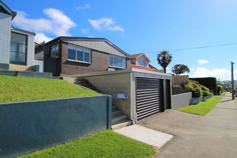 Photo of property in 32 Ure Street, South Hill, Oamaru, 9400