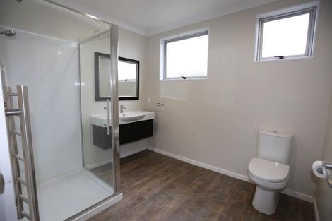 Photo of property in 1/310 Memorial Avenue, Burnside, Christchurch, 8053