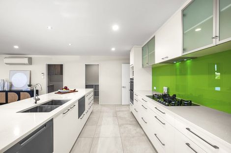 Photo of property in 30 Davaar Crescent, Broomfield, Christchurch, 8042