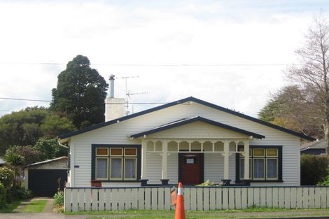 Photo of property in 99 Govett Avenue, Frankleigh Park, New Plymouth, 4310