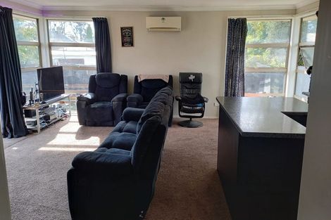 Photo of property in 10a Gregory Avenue, Islington, Christchurch, 8042