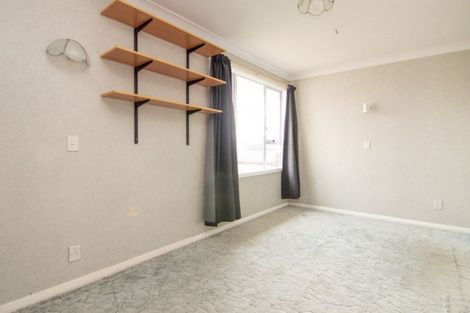 Photo of property in 33 Kent Crescent, Awapuni, Palmerston North, 4412