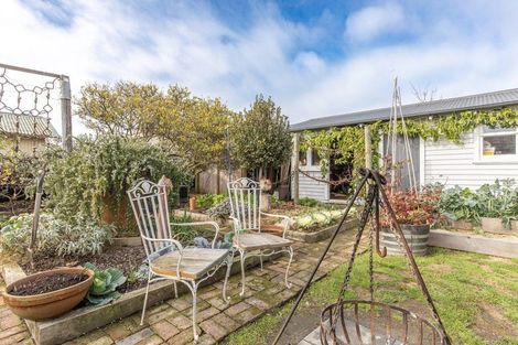 Photo of property in 43 Gordon Street, Dannevirke, 4930