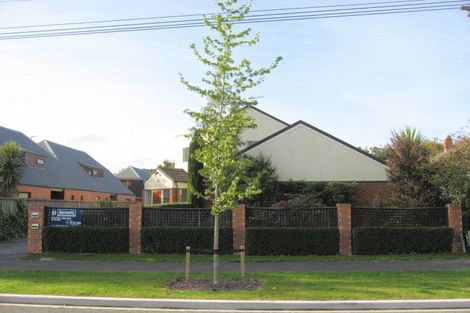 Photo of property in 74a Hamilton Avenue, Ilam, Christchurch, 8041