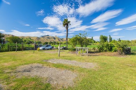 Photo of property in 18 Library Road, Te Karaka, 4022