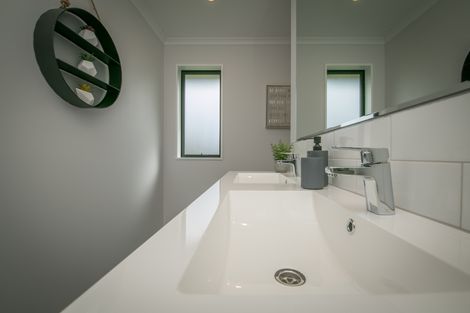 Photo of property in 5 Lemonwood Drive, Rolleston, 7615