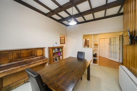 Photo of property in 11 Beresford Street, Takaro, Palmerston North, 4410