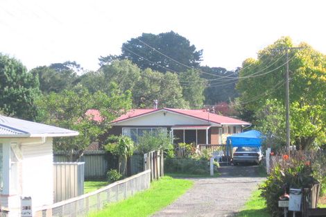 Photo of property in 133 Henderson Valley Road, Henderson, Auckland, 0612
