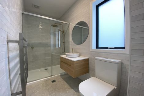 Photo of property in 52 Tiketike Way, Brooklyn, Wellington, 6021