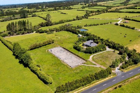 Photo of property in 1955 Egmont Road, Kaimiro, Inglewood, 4386