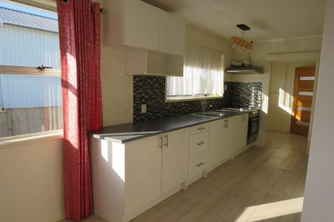 Photo of property in 4 Carbery Place, Manurewa, Auckland, 2102