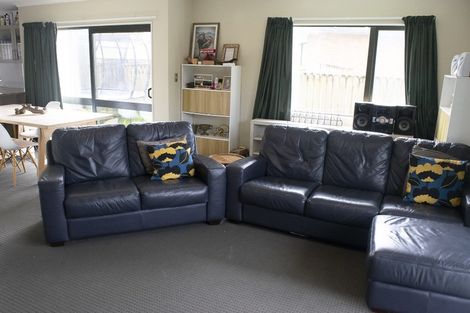 Photo of property in 6 Tavua Lane, Ranui, Auckland, 0612