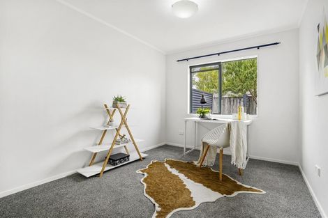 Photo of property in 12 Halcione Close, Flagstaff, Hamilton, 3210