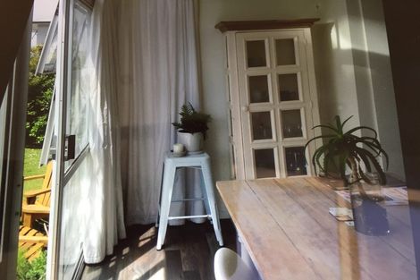 Photo of property in 2/221 Hurstmere Road, Takapuna, Auckland, 0622