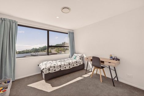 Photo of property in 3 The Terrace, Mount Pleasant, Christchurch, 8081