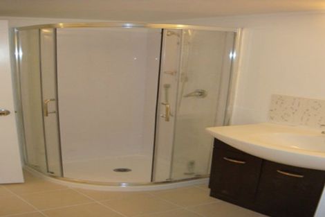 Photo of property in 20 Serwayne Place, Sunnyvale, Auckland, 0612