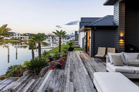 Photo of property in 13 Awatea Drive, Whitianga, 3510