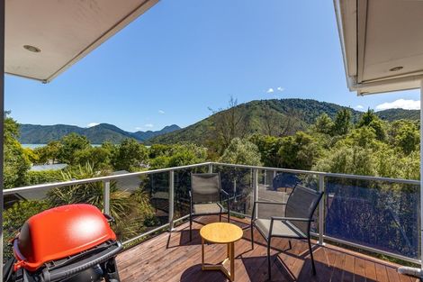 Photo of property in 762 Queen Charlotte Drive, Havelock, Picton, 7281