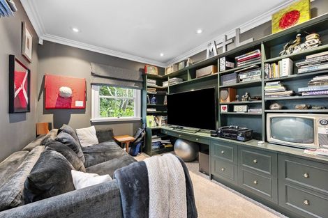 Photo of property in 14 Homewood Avenue, Karori, Wellington, 6012